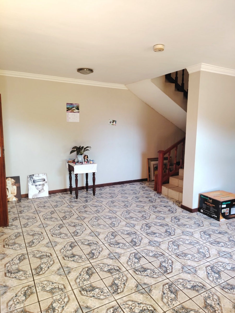 4 Bedroom Property for Sale in Pniel Western Cape